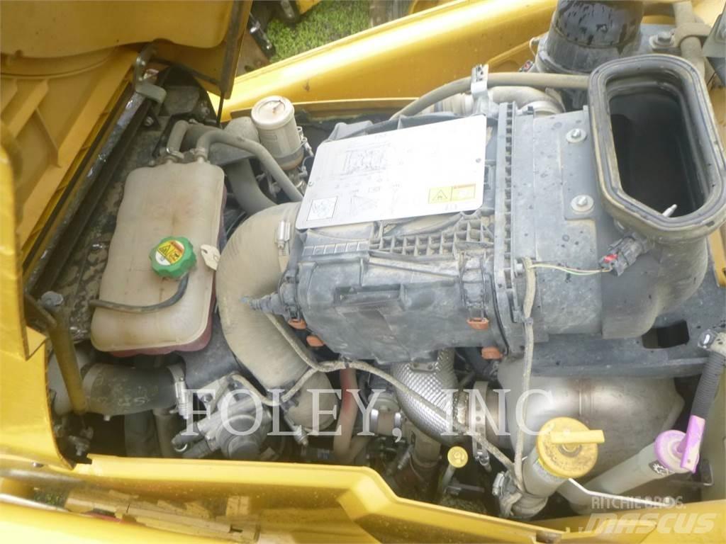 CAT 420-07XE لوادر ذات جرافات عكسية