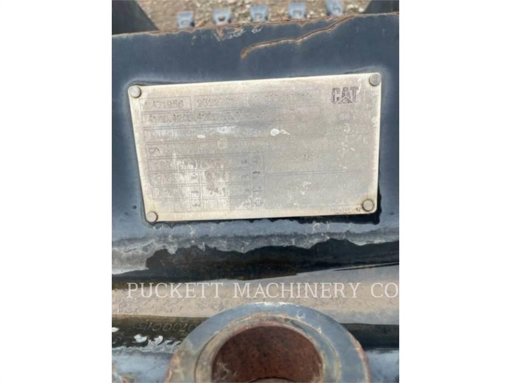 CAT 420 24 HC BUCKET دلاء