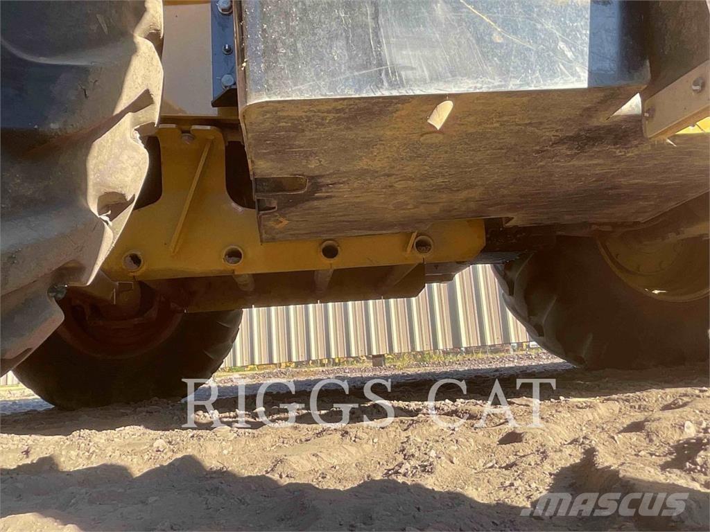 CAT 420 4AEM لوادر ذات جرافات عكسية