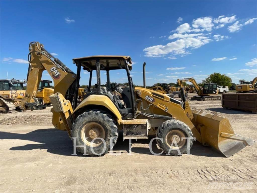 CAT 420 4SX لوادر ذات جرافات عكسية