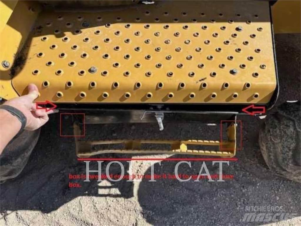 CAT 420 4SX لوادر ذات جرافات عكسية