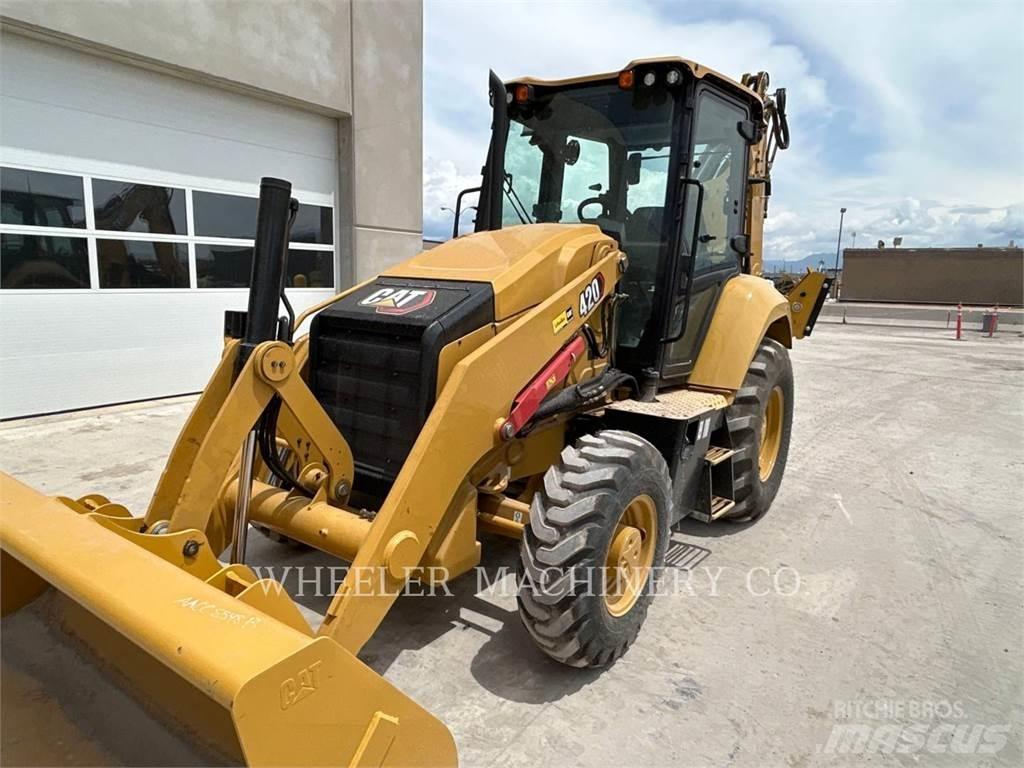 CAT 420 CF لوادر ذات جرافات عكسية
