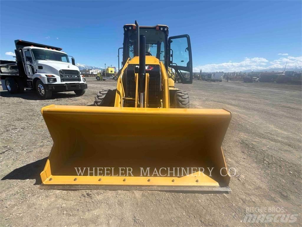 CAT 420 CF لوادر ذات جرافات عكسية