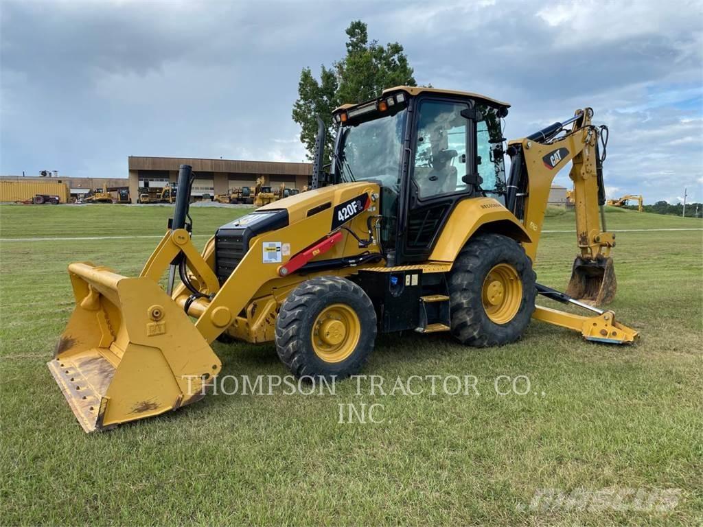 CAT 420 F 2 لوادر ذات جرافات عكسية