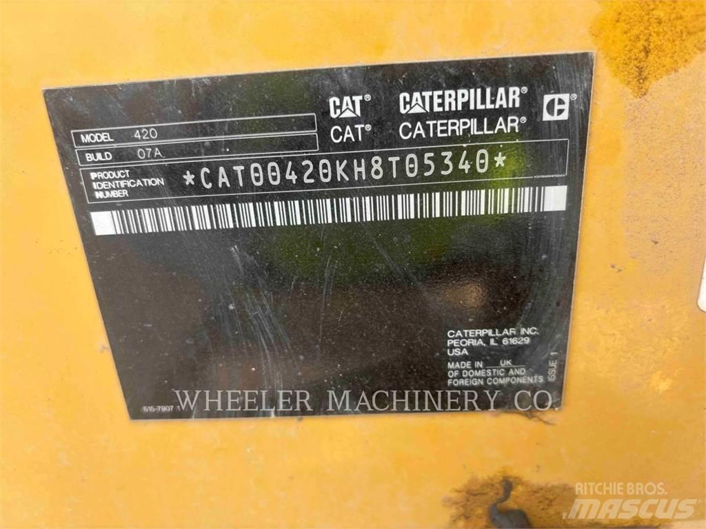 CAT 420 IT CF لوادر ذات جرافات عكسية