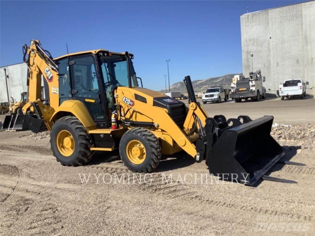 CAT 420 XE لوادر ذات جرافات عكسية