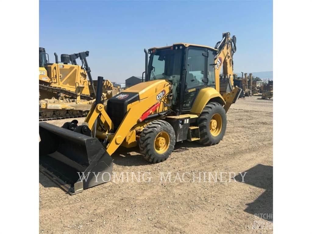 CAT 420 XE لوادر ذات جرافات عكسية