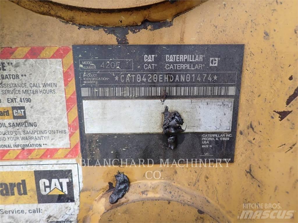CAT 420EIT لوادر ذات جرافات عكسية