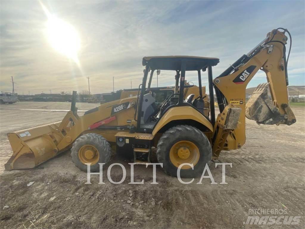 CAT 420F لوادر ذات جرافات عكسية