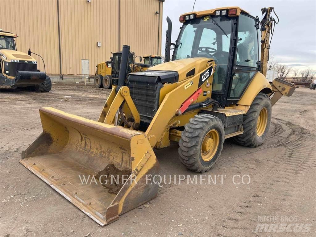 CAT 420F 4WDE لوادر ذات جرافات عكسية
