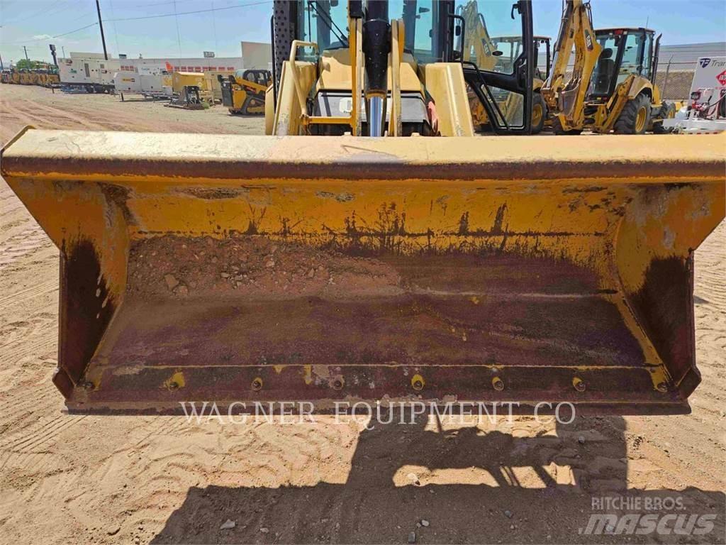 CAT 420F2 لوادر ذات جرافات عكسية