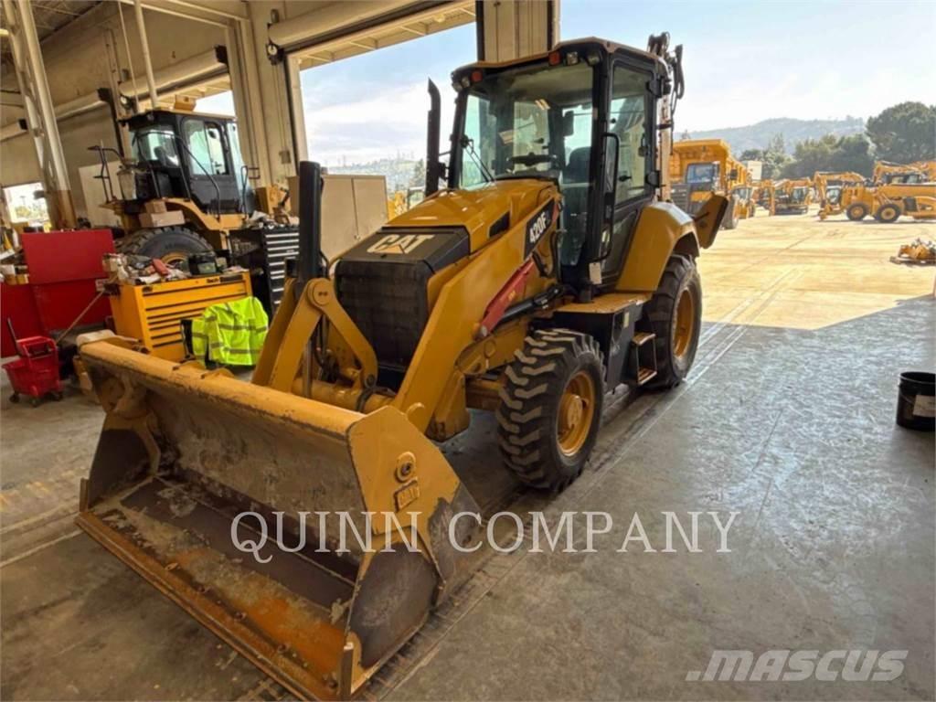 CAT 420F2 لوادر ذات جرافات عكسية