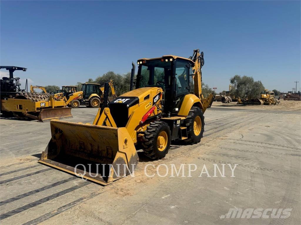 CAT 420F2 لوادر ذات جرافات عكسية