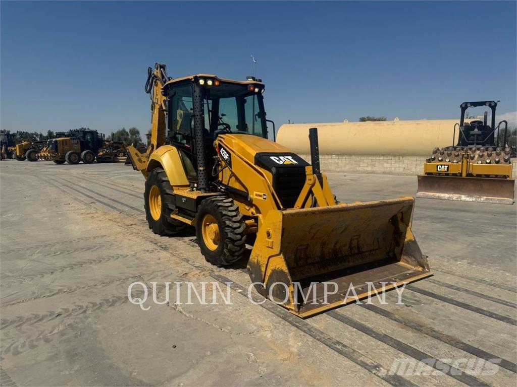 CAT 420F2 لوادر ذات جرافات عكسية