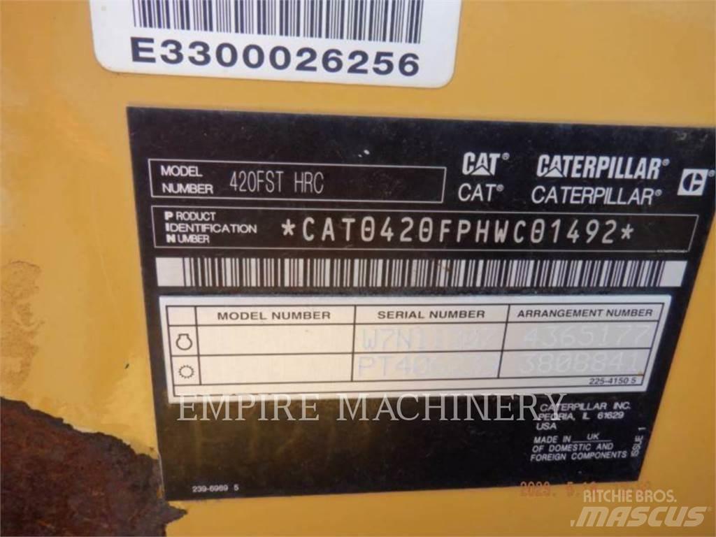 CAT 420F2 4ECP لوادر ذات جرافات عكسية