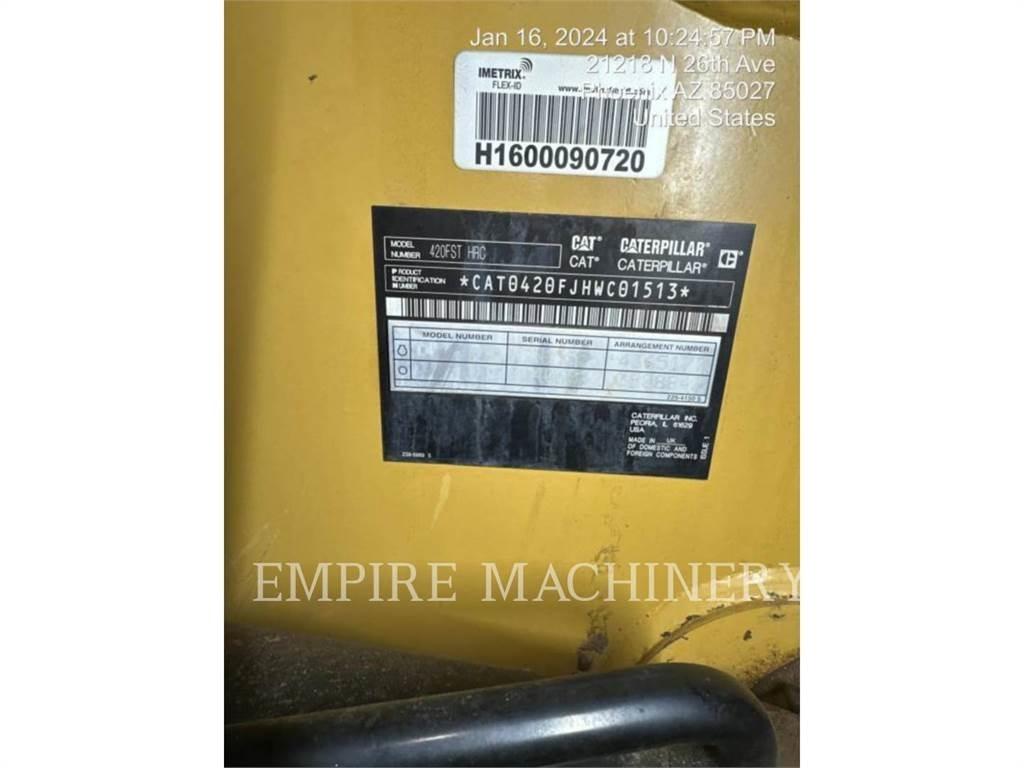 CAT 420F2 4EO لوادر ذات جرافات عكسية