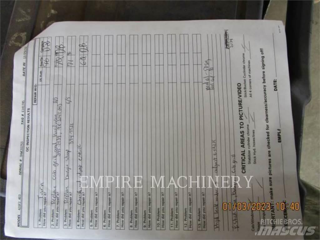 CAT 420F2 4EO لوادر ذات جرافات عكسية