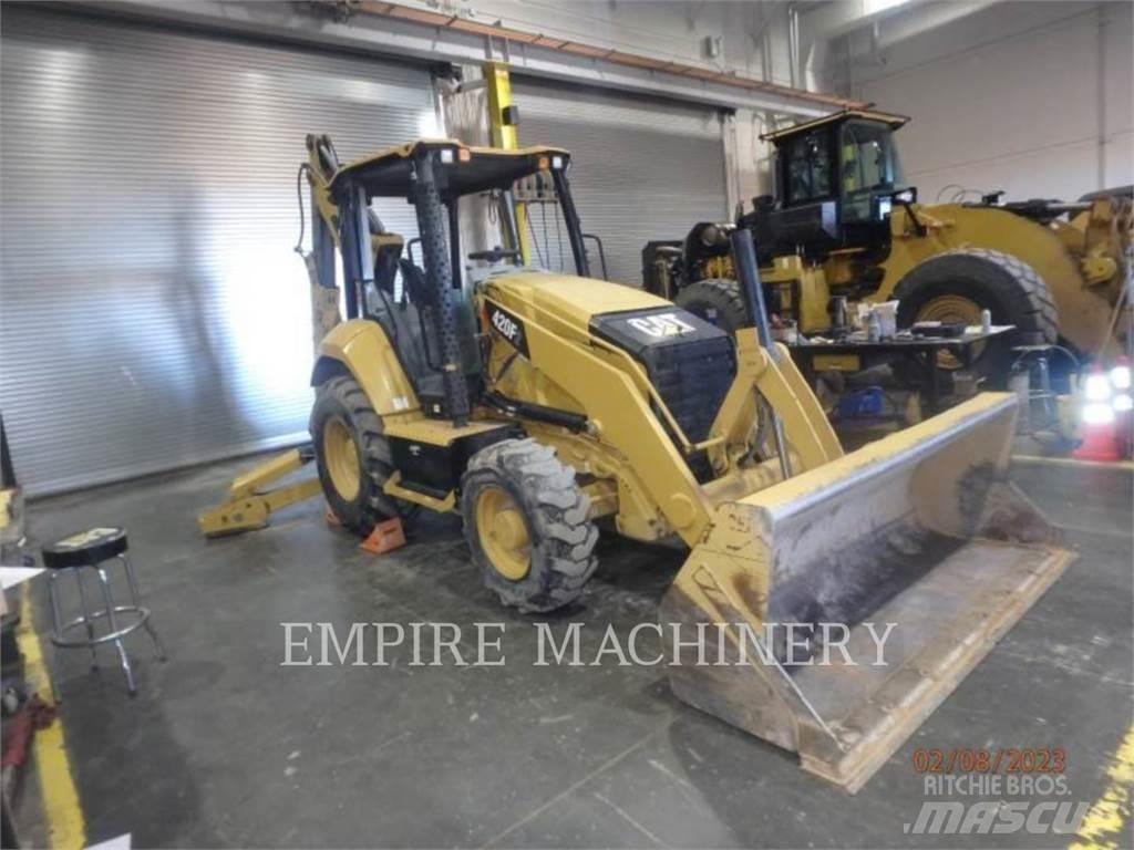 CAT 420F2 4EO لوادر ذات جرافات عكسية