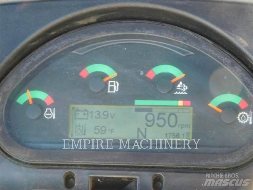 CAT 420F2 4EO لوادر ذات جرافات عكسية