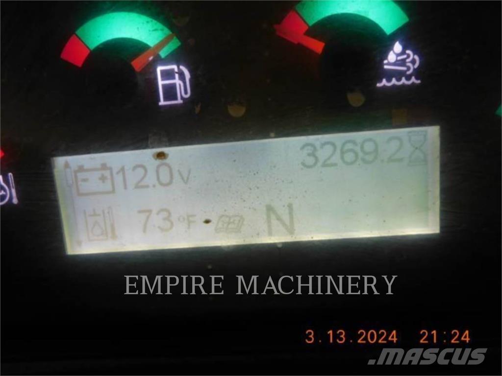CAT 420F2 4EO لوادر ذات جرافات عكسية