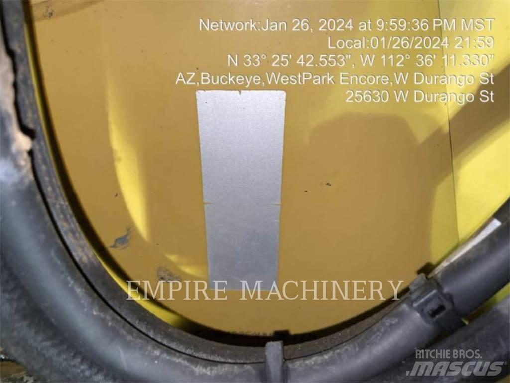 CAT 420F2 4EOP لوادر ذات جرافات عكسية