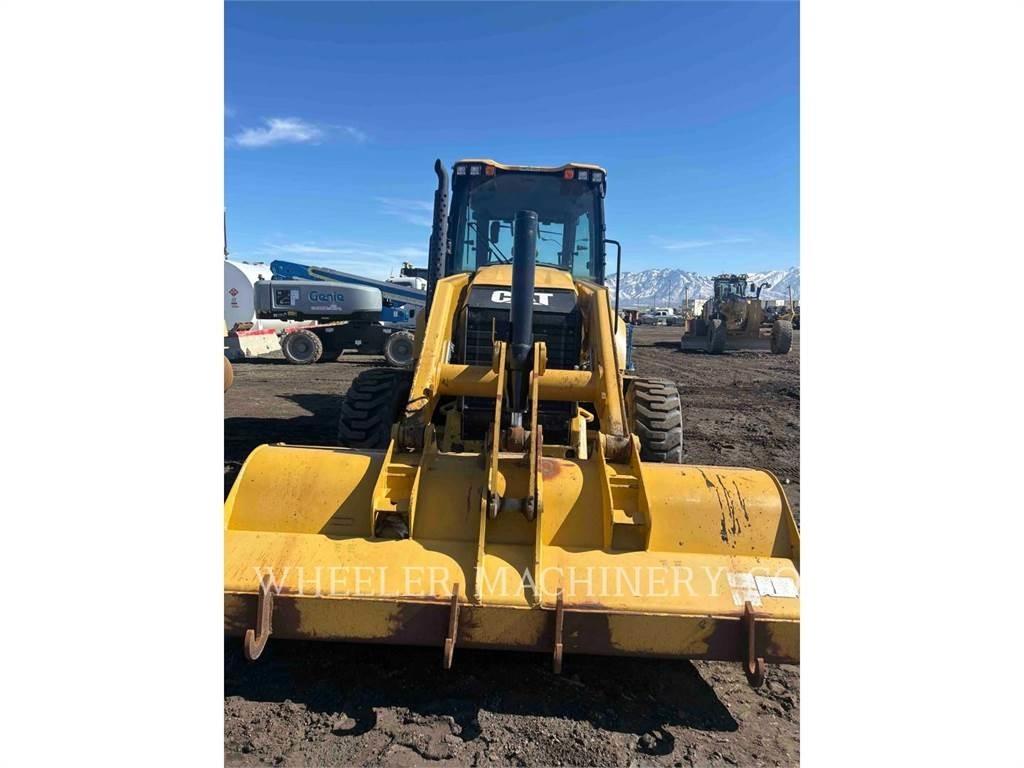 CAT 420F2 E لوادر ذات جرافات عكسية