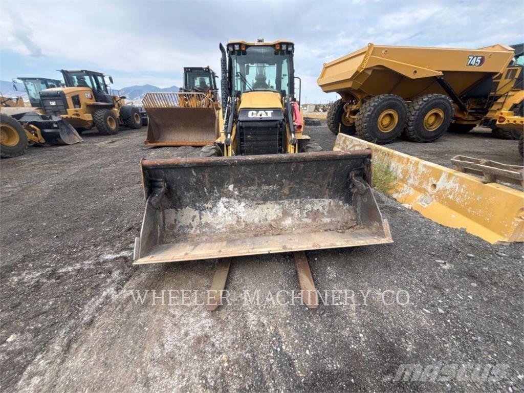 CAT 420F2 ITCF لوادر ذات جرافات عكسية