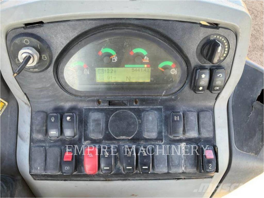 CAT 420F24EOIP لوادر ذات جرافات عكسية