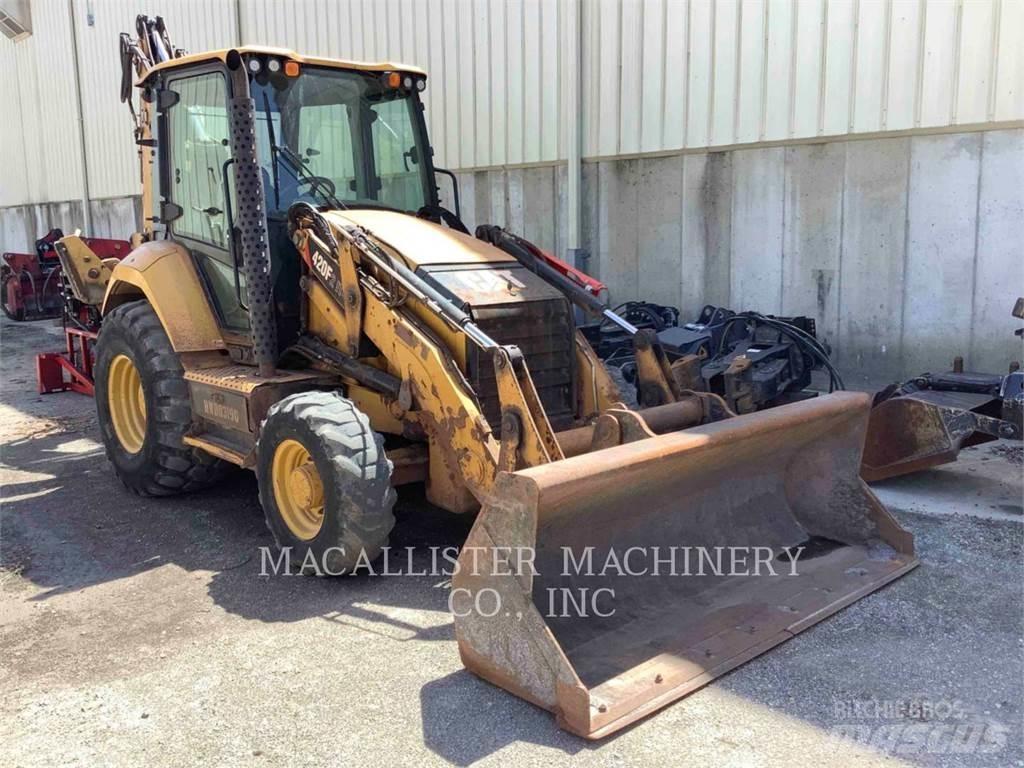 CAT 420F2IT لوادر ذات جرافات عكسية