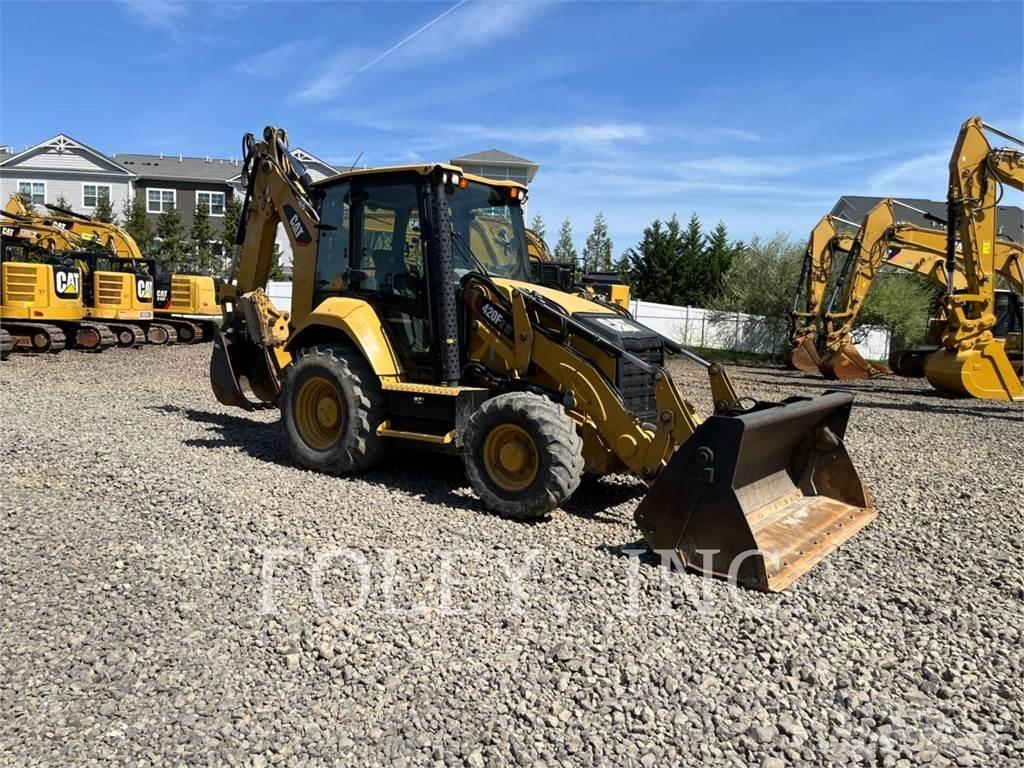 CAT 420F2IT لوادر ذات جرافات عكسية