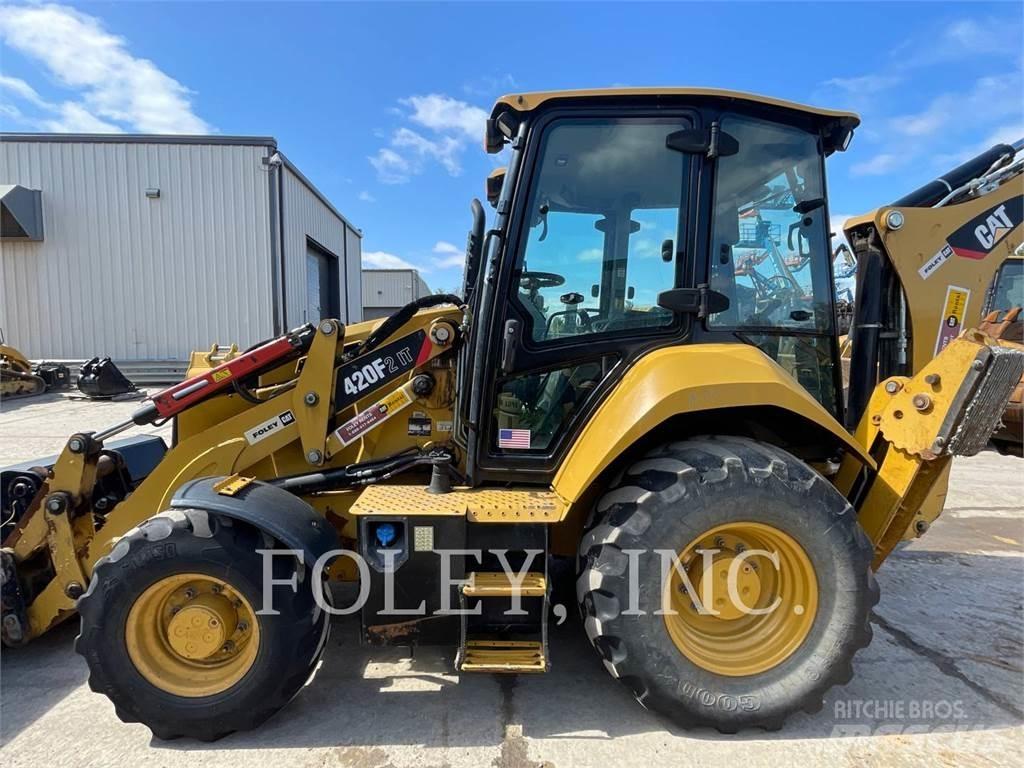 CAT 420F2IT لوادر ذات جرافات عكسية