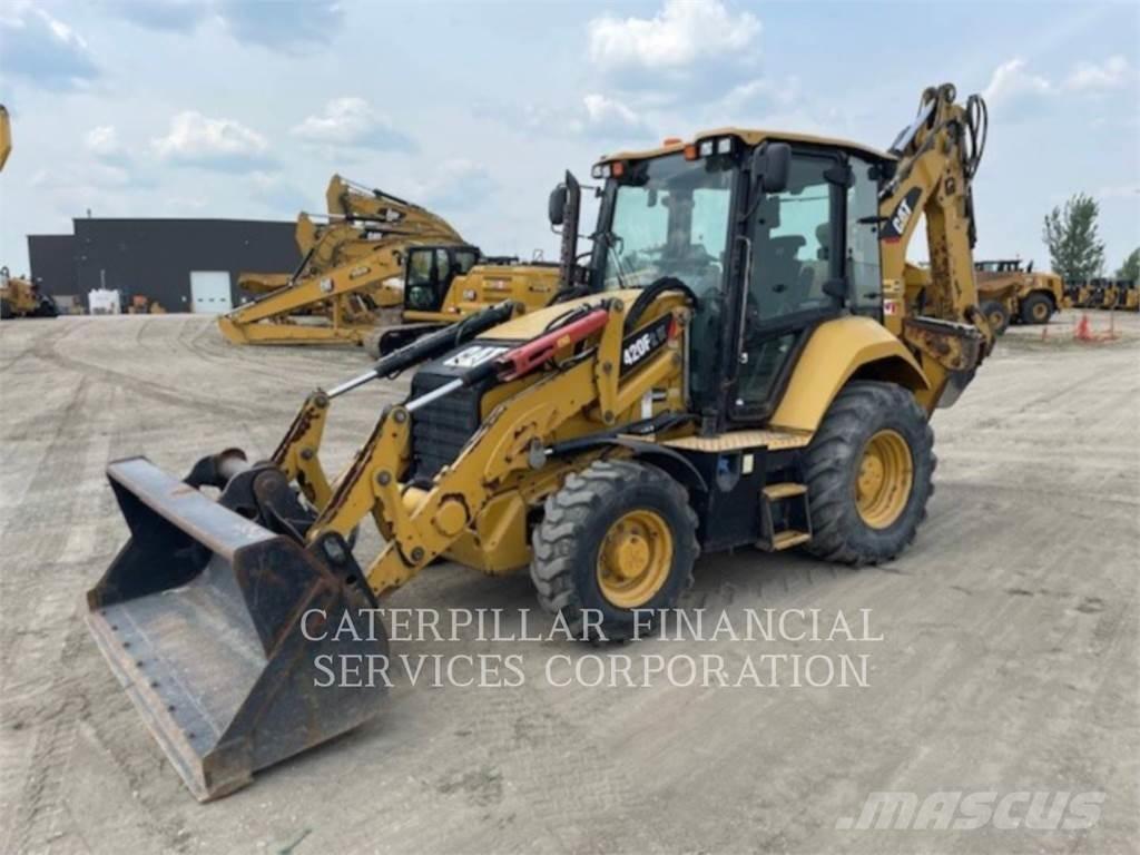 CAT 420F2IT لوادر ذات جرافات عكسية