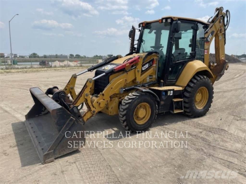 CAT 420F2IT لوادر ذات جرافات عكسية