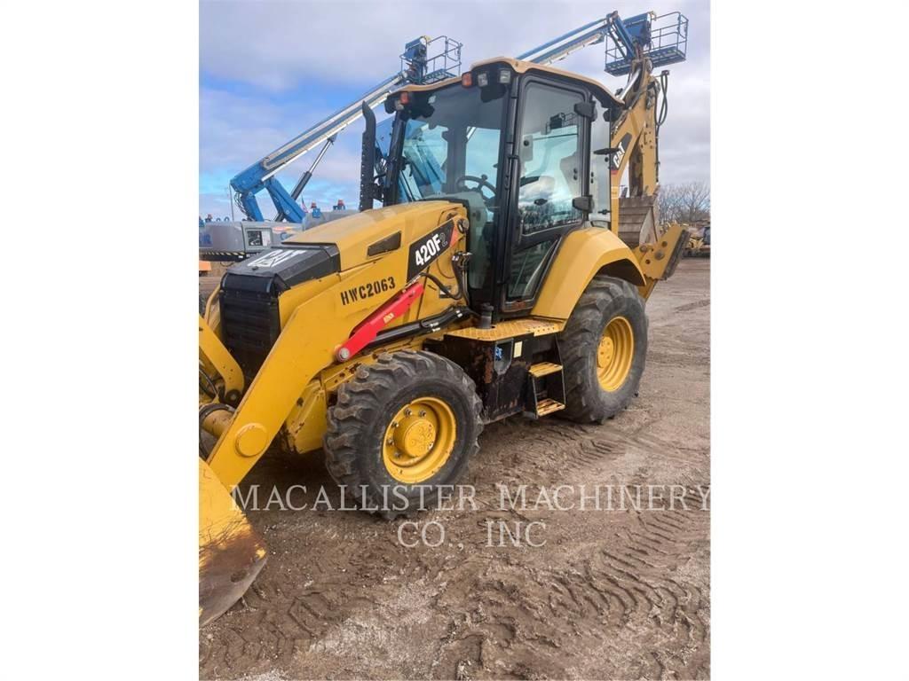 CAT 420F2ST لوادر ذات جرافات عكسية