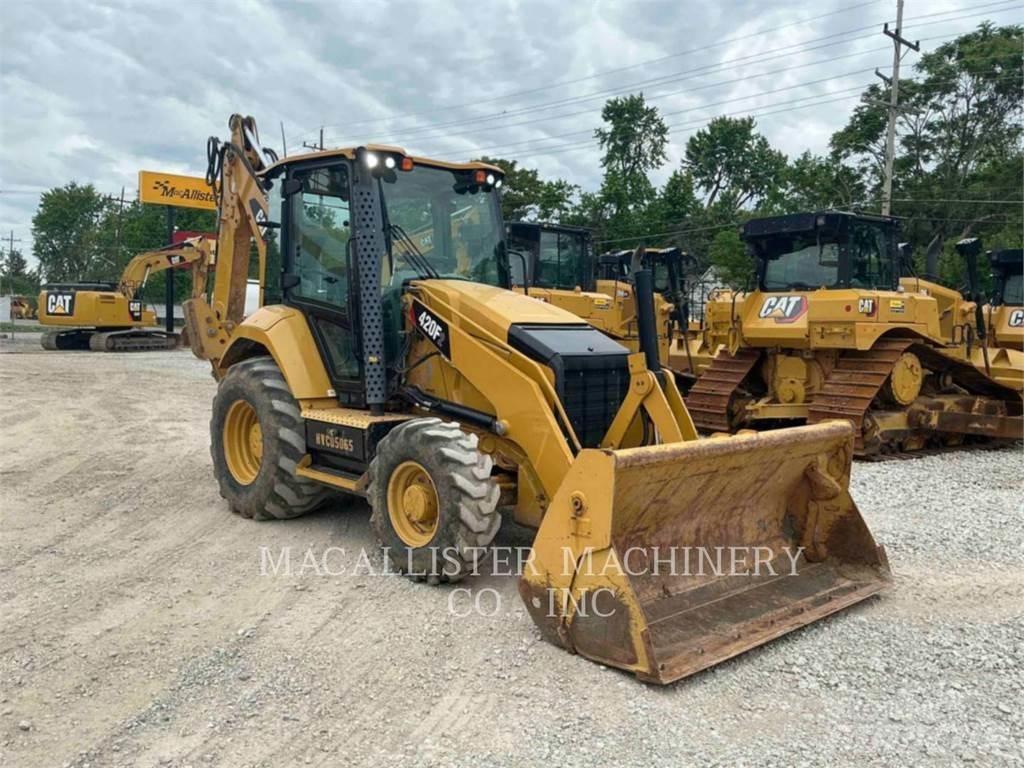 CAT 420F2ST لوادر ذات جرافات عكسية