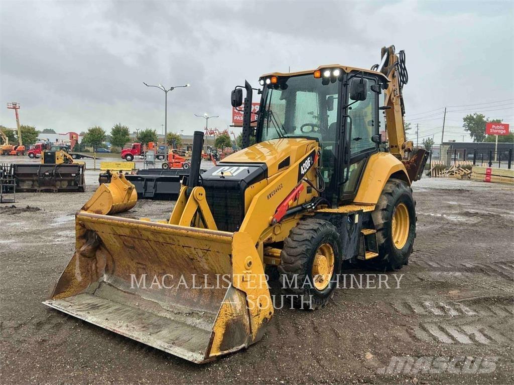 CAT 420F2ST لوادر ذات جرافات عكسية