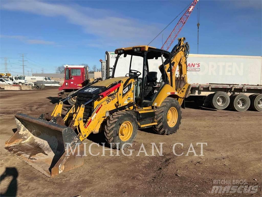 CAT 420FIT A لوادر ذات جرافات عكسية