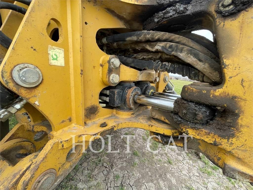 CAT 420FST لوادر ذات جرافات عكسية