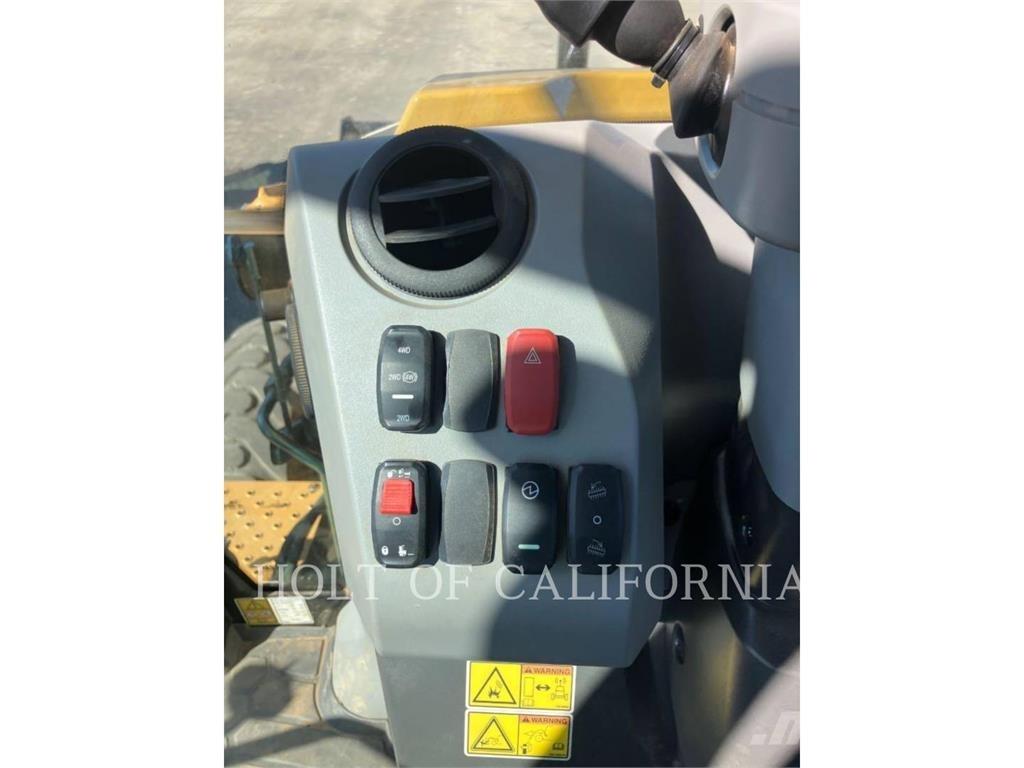 CAT 420XE لوادر ذات جرافات عكسية