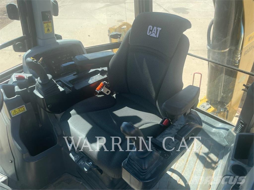 CAT 420XE AE4T لوادر ذات جرافات عكسية