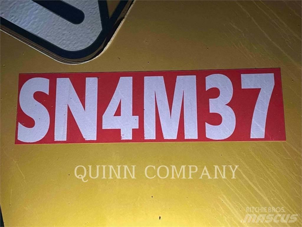 CAT 430 لوادر ذات جرافات عكسية