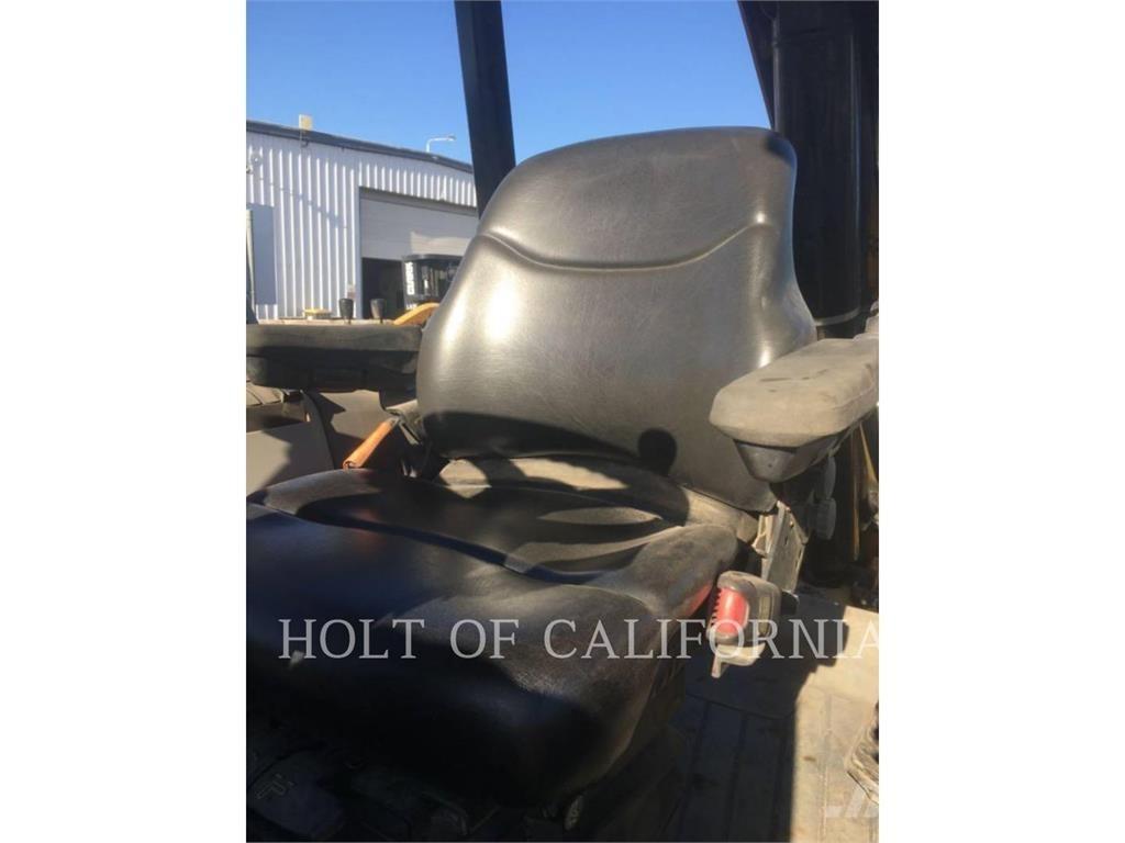 CAT 430 لوادر ذات جرافات عكسية