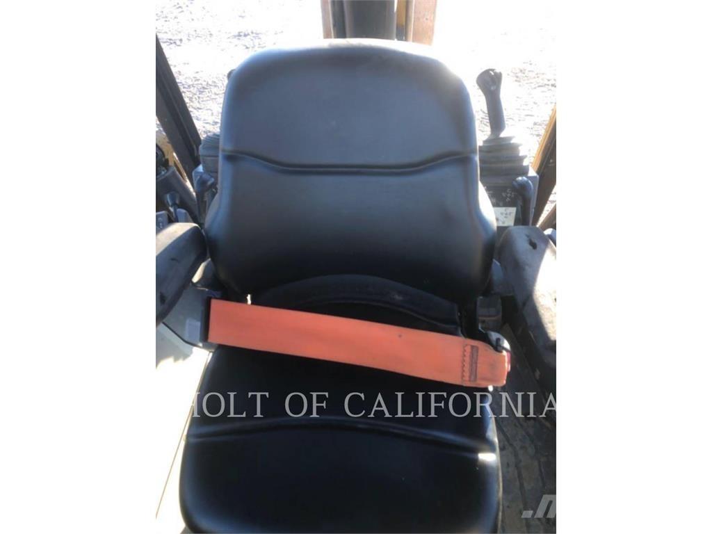 CAT 430 لوادر ذات جرافات عكسية