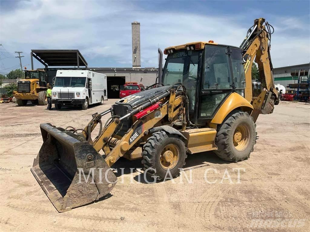CAT 430EIT A لوادر ذات جرافات عكسية