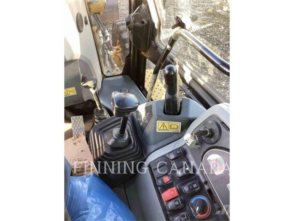 CAT 430F2 لوادر ذات جرافات عكسية