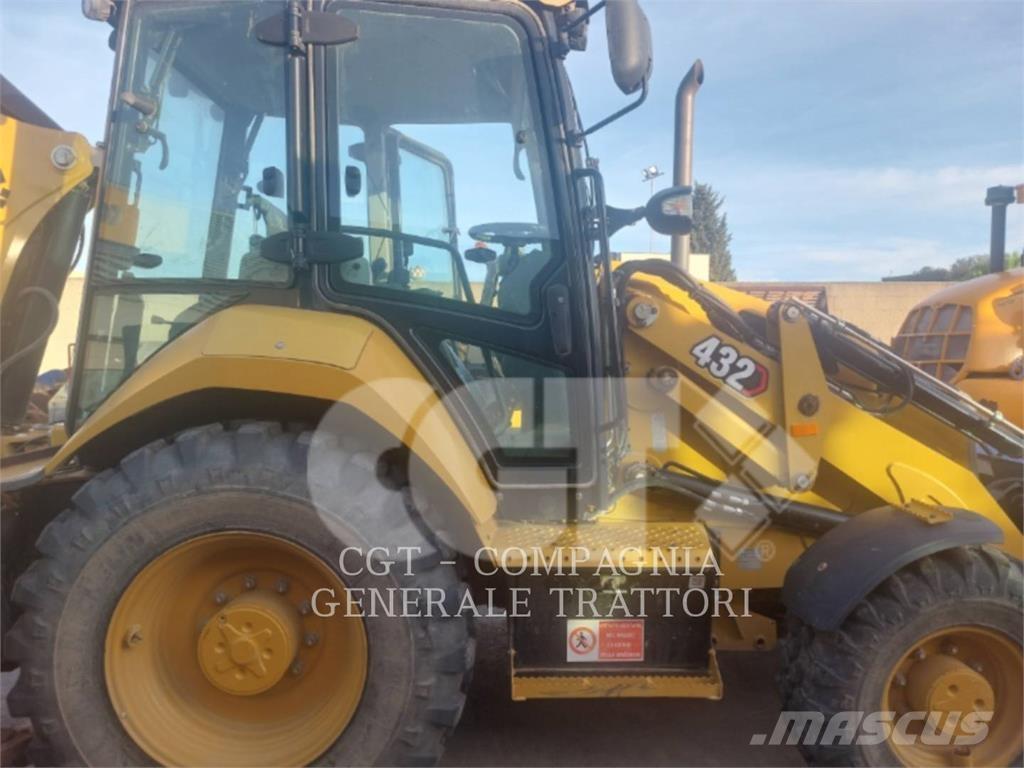 CAT 432 لوادر ذات جرافات عكسية