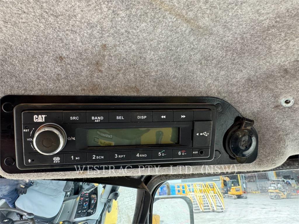 CAT 432-07LRC لوادر ذات جرافات عكسية