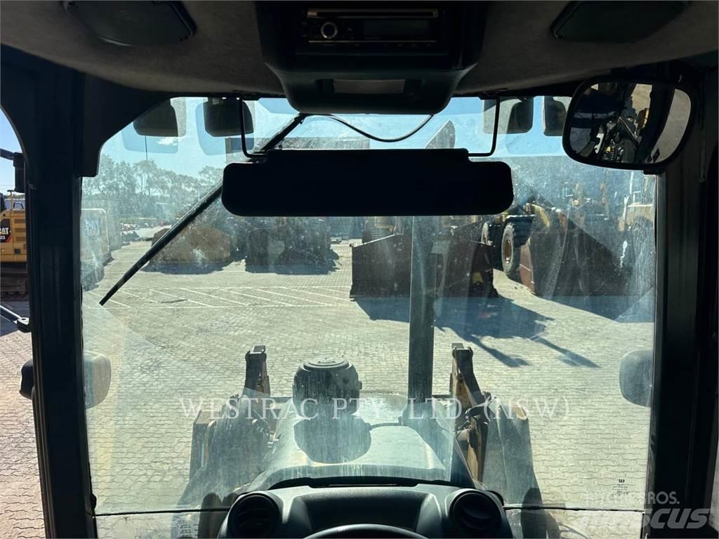 CAT 432E لوادر ذات جرافات عكسية