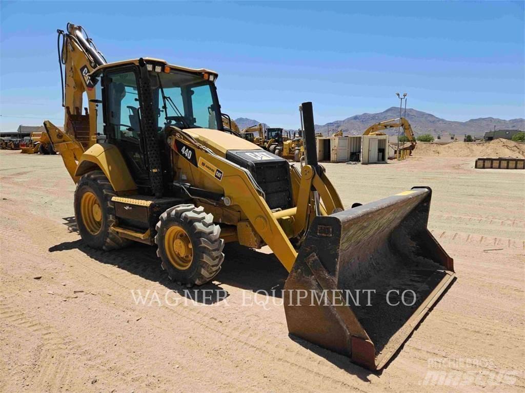 CAT 44007 لوادر ذات جرافات عكسية