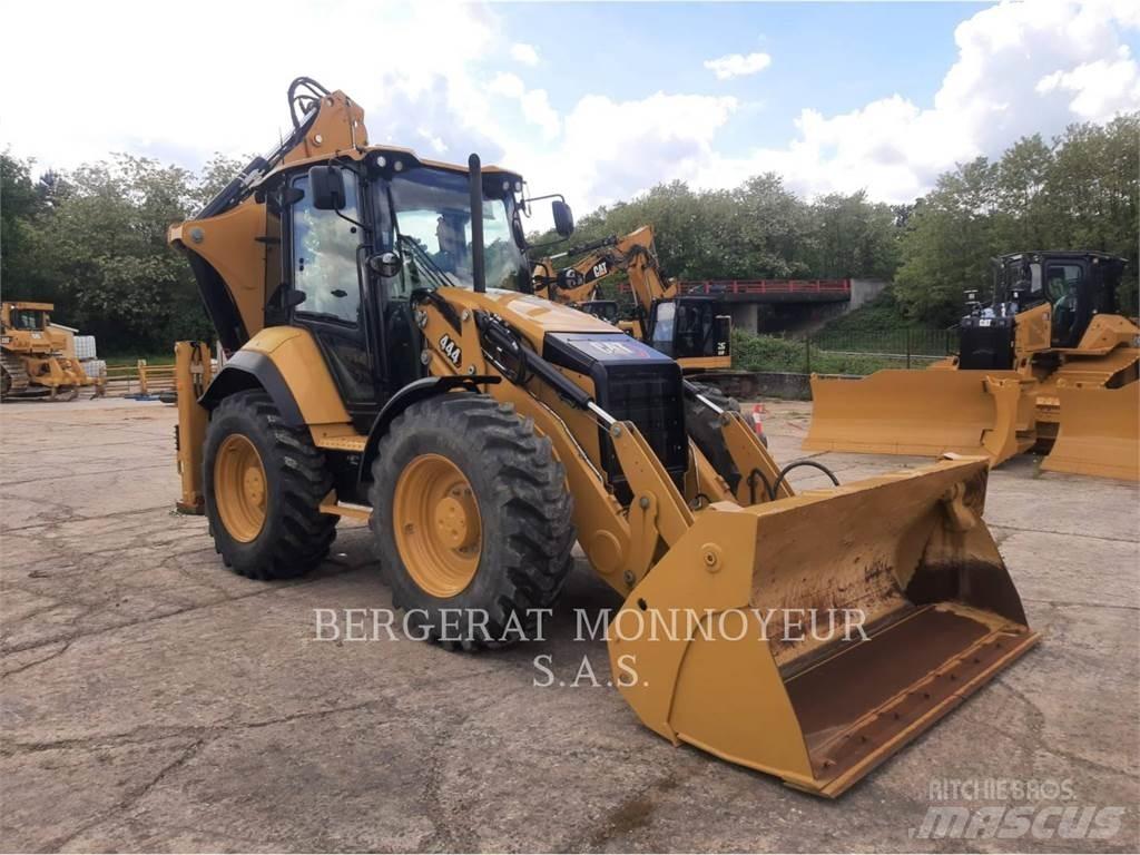 CAT 444 لوادر ذات جرافات عكسية